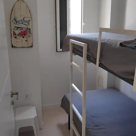 Playa Americas Apartment